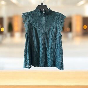 Cable & Gauge Hunter Green Lace Blouse